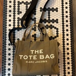 Marc Jacobs Tan Tote Bag -small size
